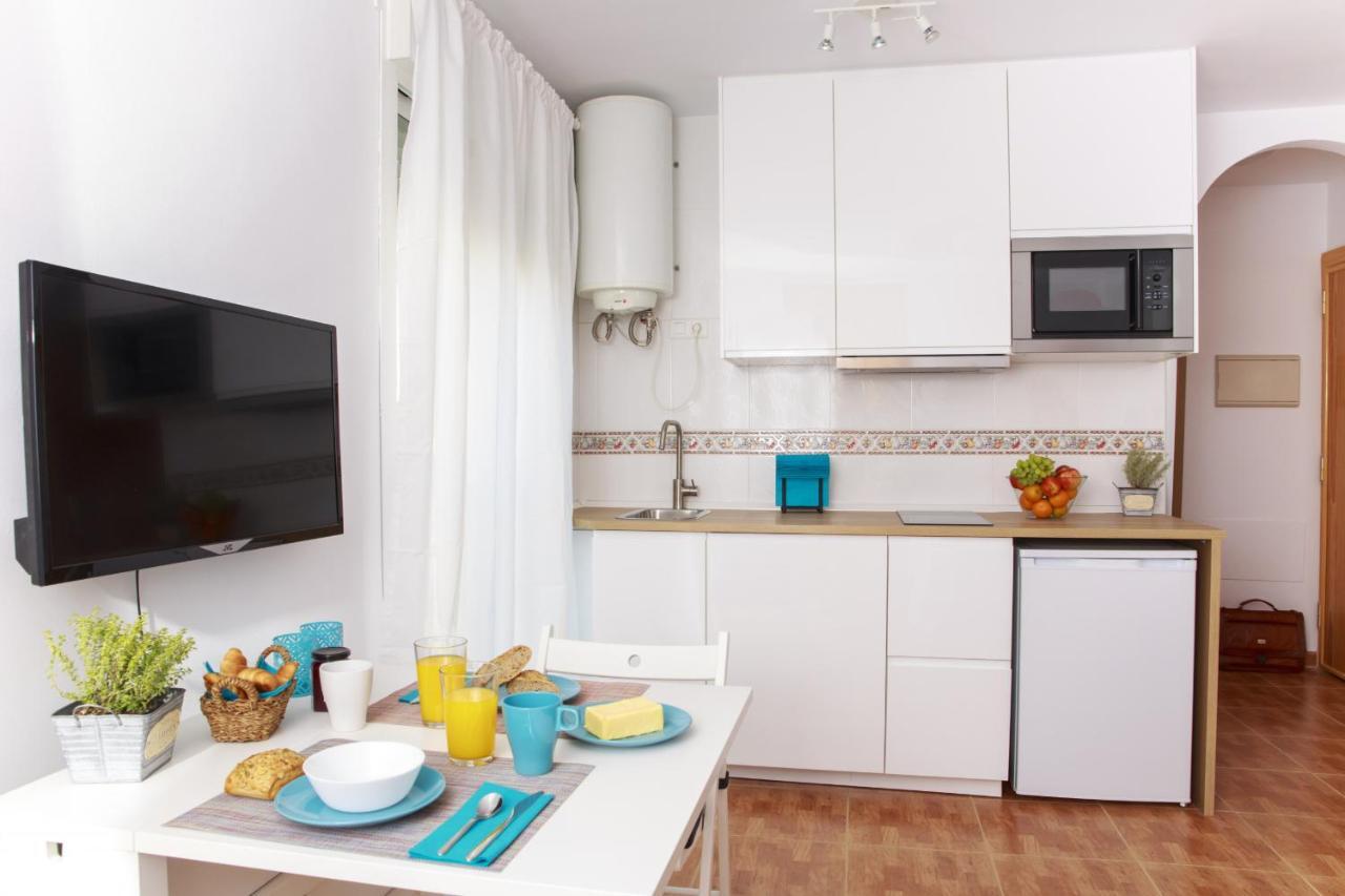 Sea & Wave Ventura Studio Apartment Malaga Zewnętrze zdjęcie